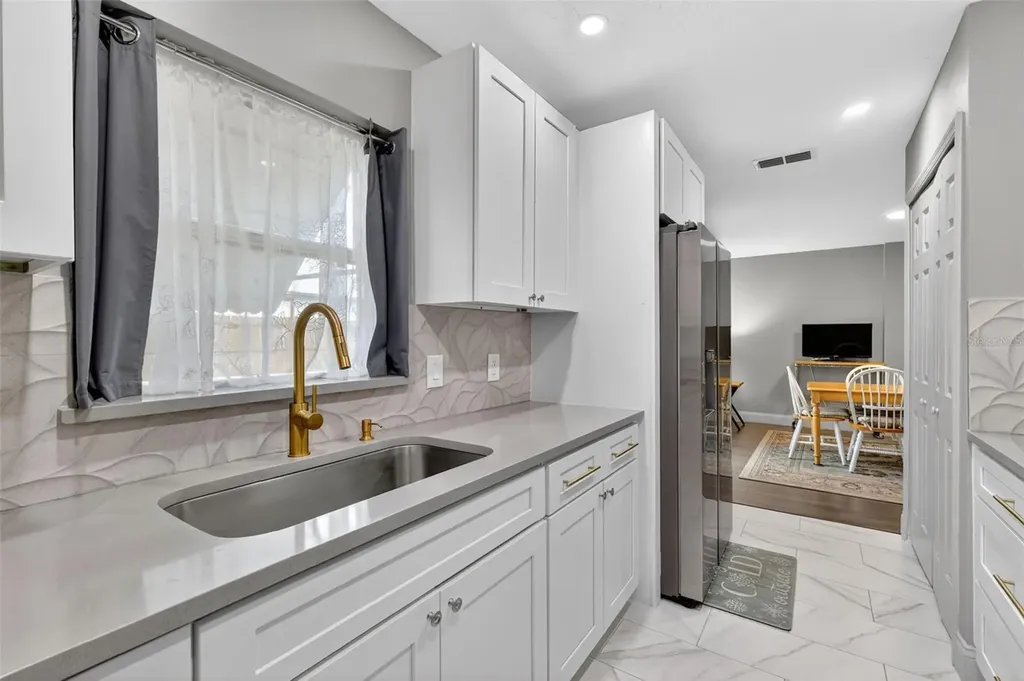 512 Highland Drive Eustis FL 32726