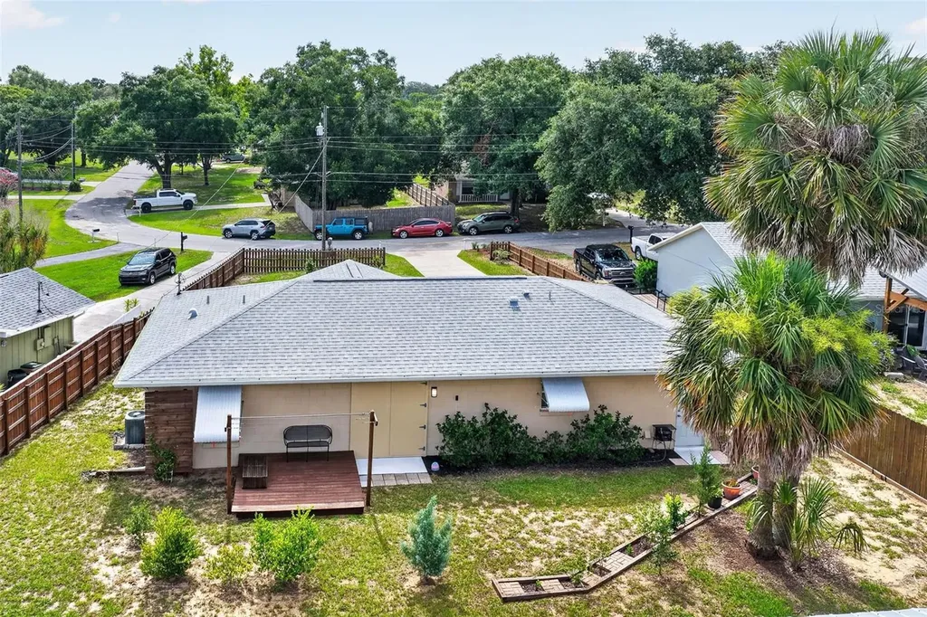 512 Highland Drive Eustis FL 32726