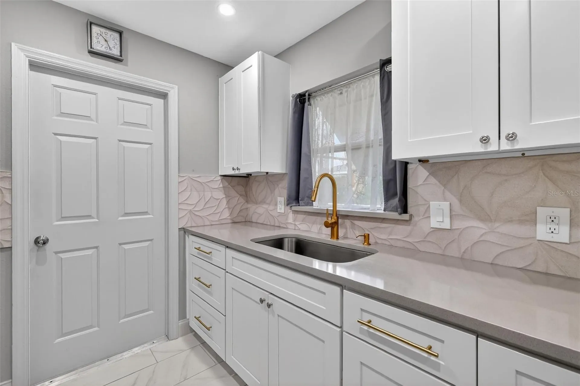 512 Highland Drive Eustis FL 32726
