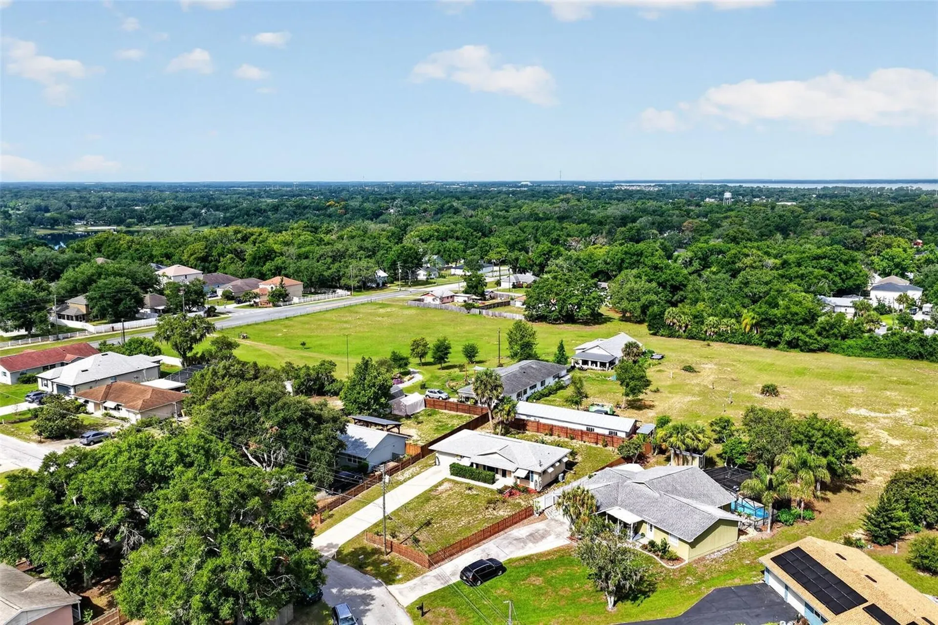512 Highland Drive Eustis FL 32726