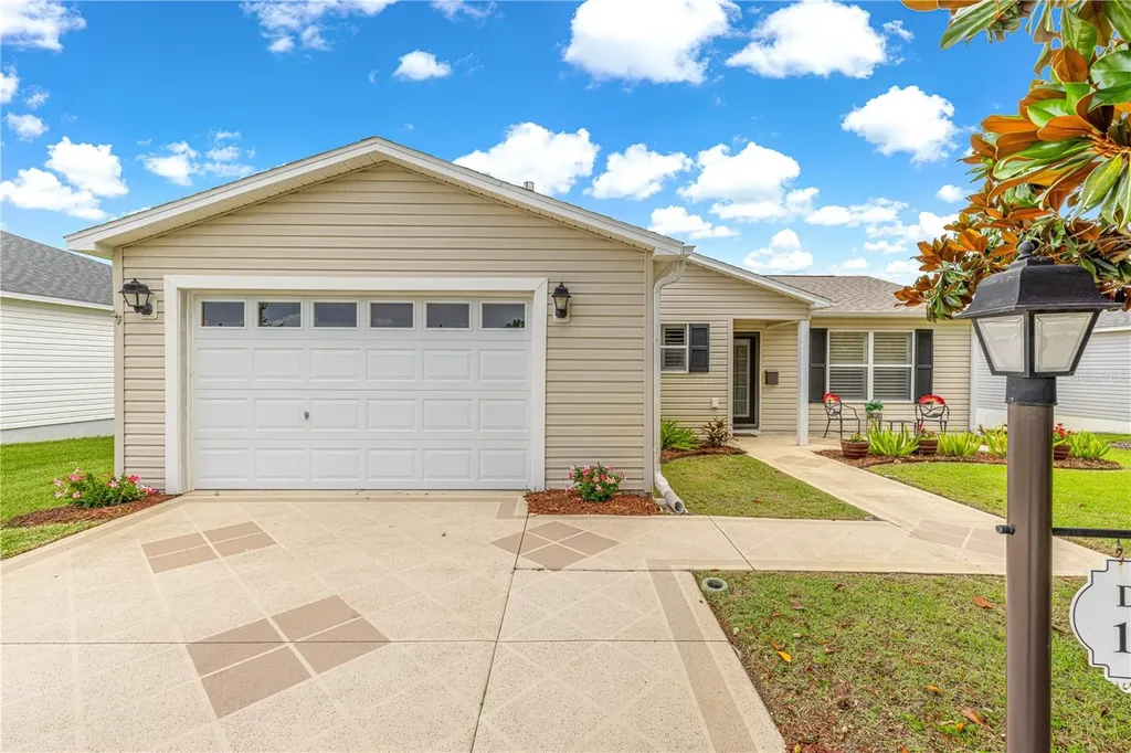 1019 Golden Grove Drive The Villages FL 32162