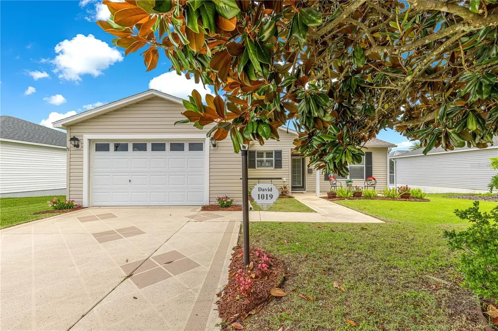 1019 Golden Grove Drive The Villages FL 32162