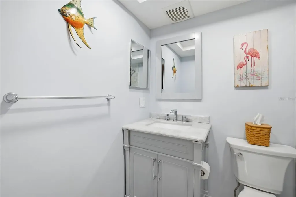 649 Tamiami Trail S Venice FL 34285