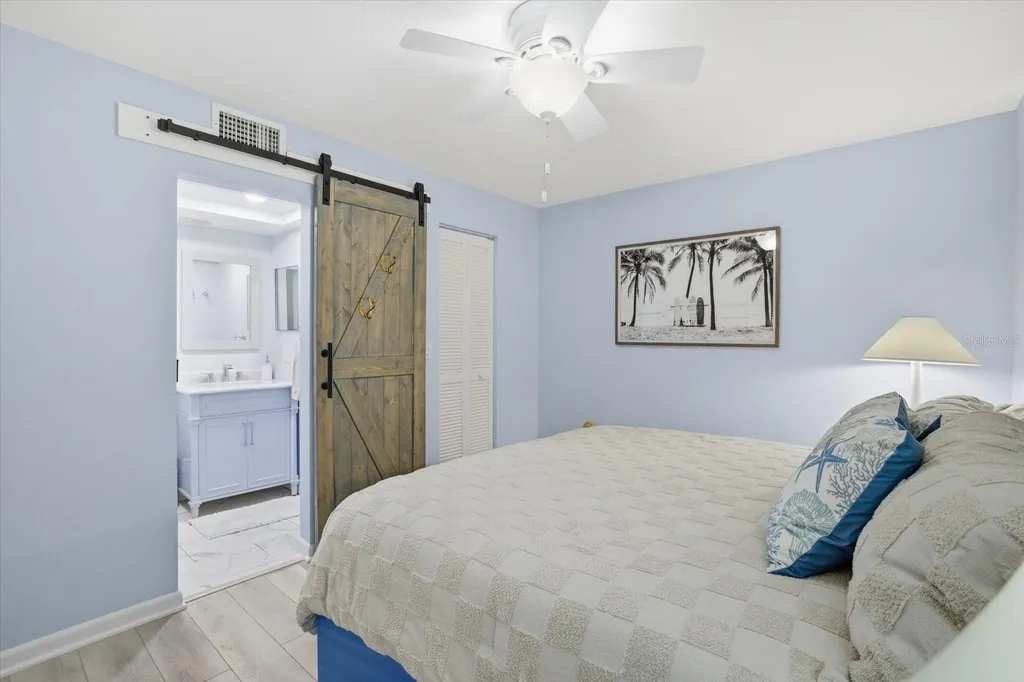 649 Tamiami Trail S Venice FL 34285
