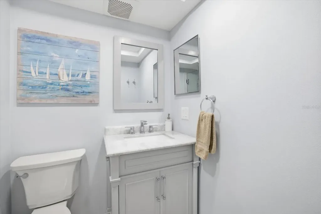 649 Tamiami Trail S Venice FL 34285