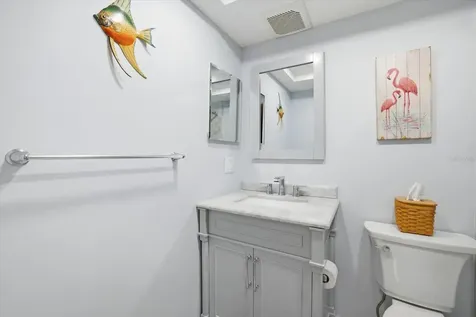 649 Tamiami Trail S Venice FL 34285