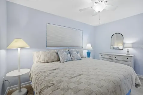 649 Tamiami Trail S Venice FL 34285