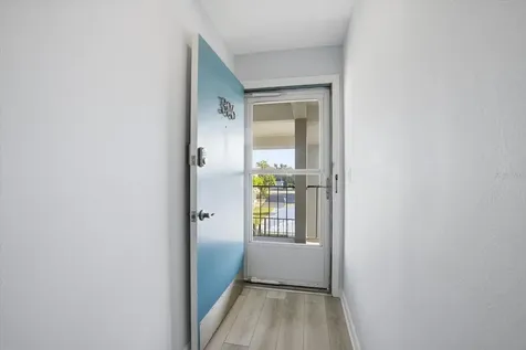 649 Tamiami Trail S Venice FL 34285