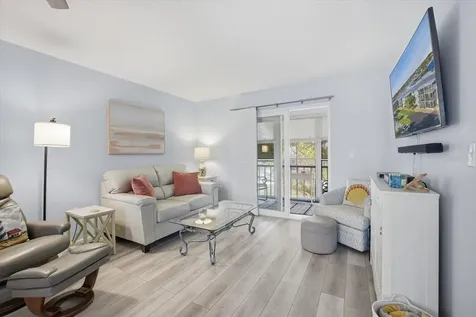 649 Tamiami Trail S Venice FL 34285