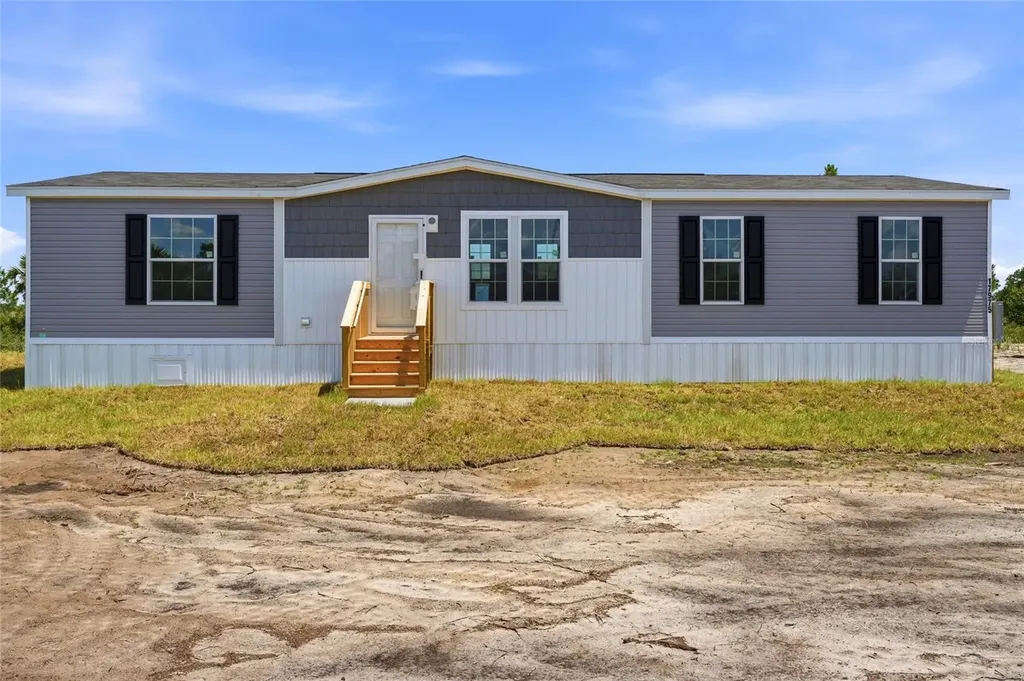 17975 NW 266th Street Okeechobee FL 34972