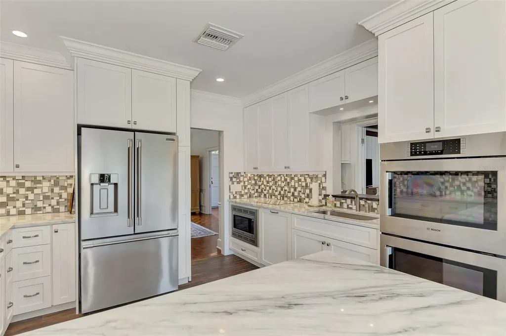 5030 18th Avenue W Bradenton FL 34209