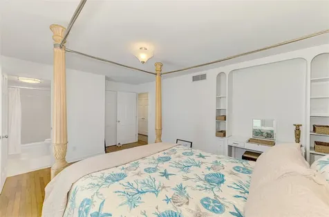 5030 18th Avenue W Bradenton FL 34209