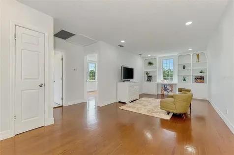 5030 18th Avenue W Bradenton FL 34209