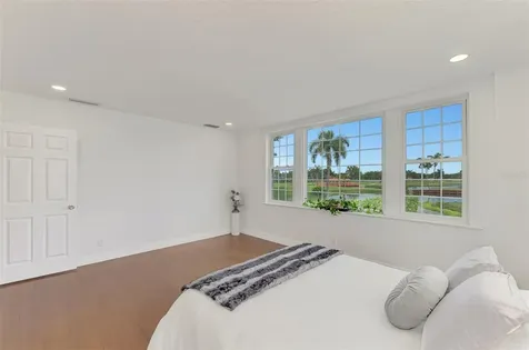 5030 18th Avenue W Bradenton FL 34209