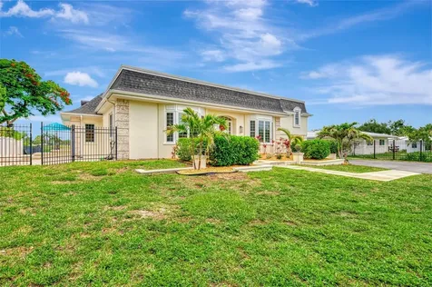 5030 18th Avenue W Bradenton FL 34209