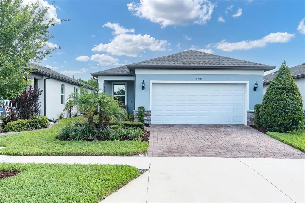 19181 Iron Topsail Isle Land O Lakes FL 34638