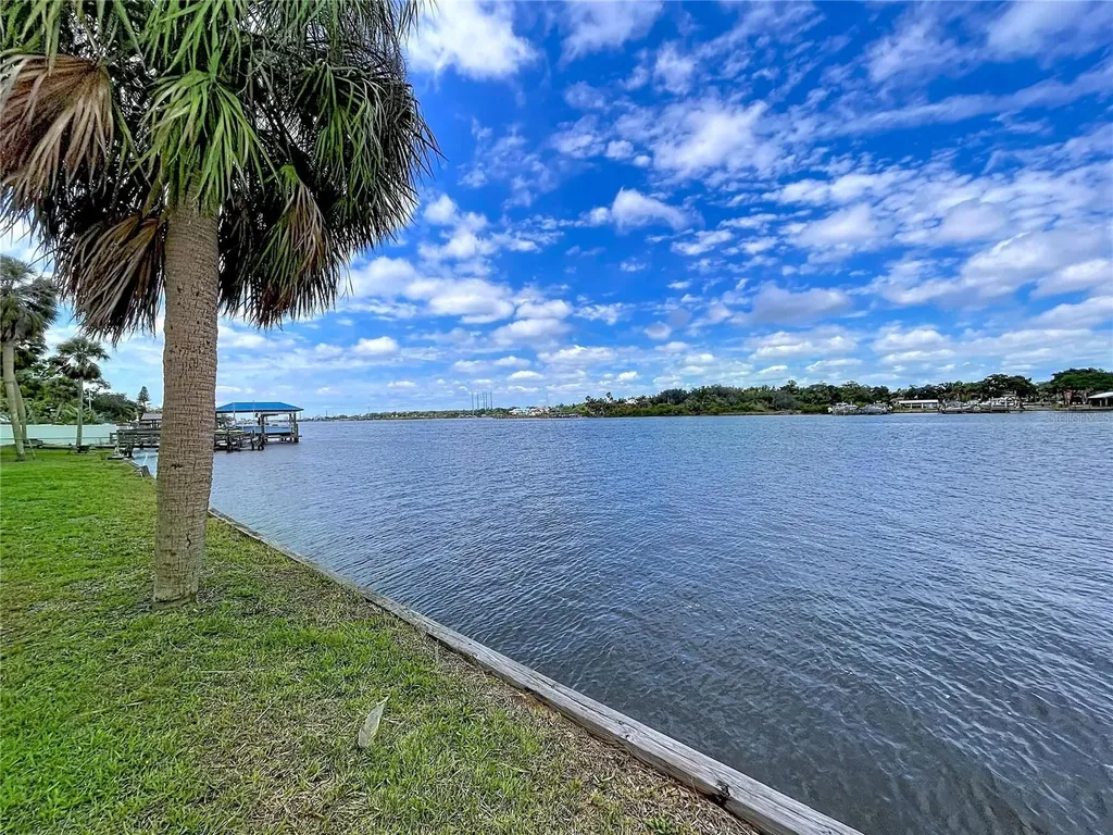 8616 Magnolia Street Gibsonton FL 33534