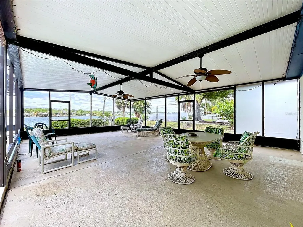 8616 Magnolia Street Gibsonton FL 33534