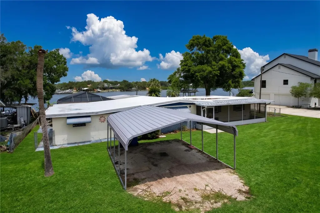 8616 Magnolia Street Gibsonton FL 33534