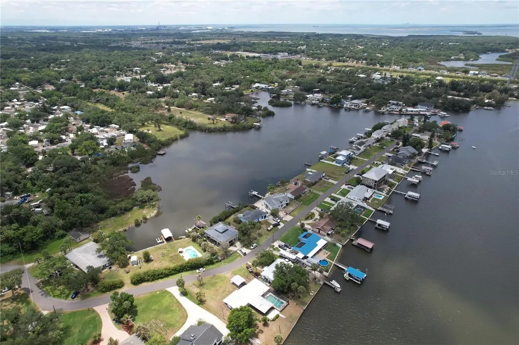 8616 Magnolia Street Gibsonton FL 33534