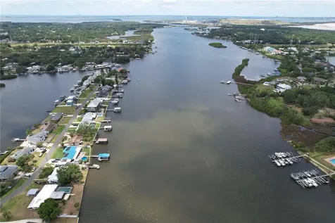 8616 Magnolia Street Gibsonton FL 33534