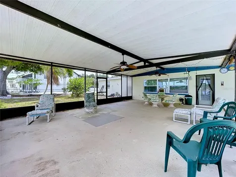 8616 Magnolia Street Gibsonton FL 33534