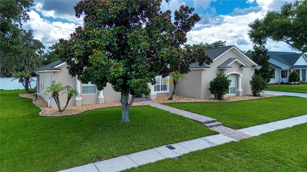 905 Square Lake Drive Bartow FL 33830