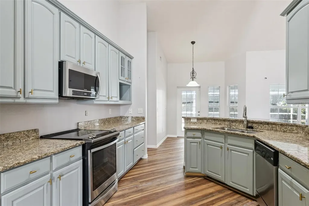 4450 Abaco Drive Tavares FL 32778