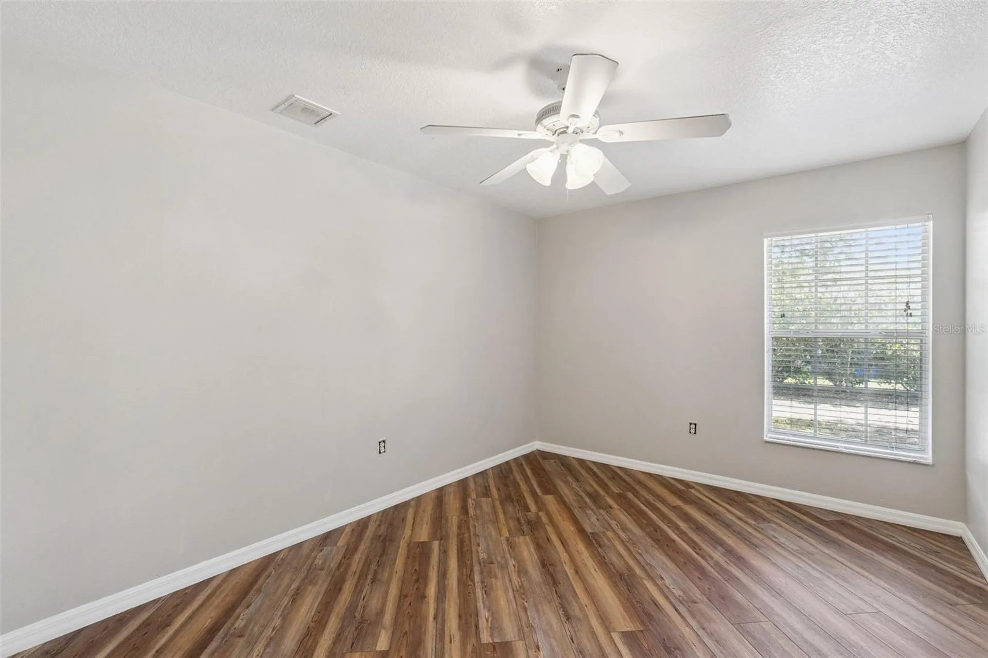 4450 Abaco Drive Tavares FL 32778