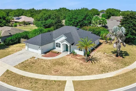 4450 Abaco Drive Tavares FL 32778