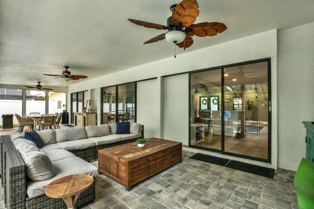 1118 Bramblewood Drive Safety Harbor FL 34695
