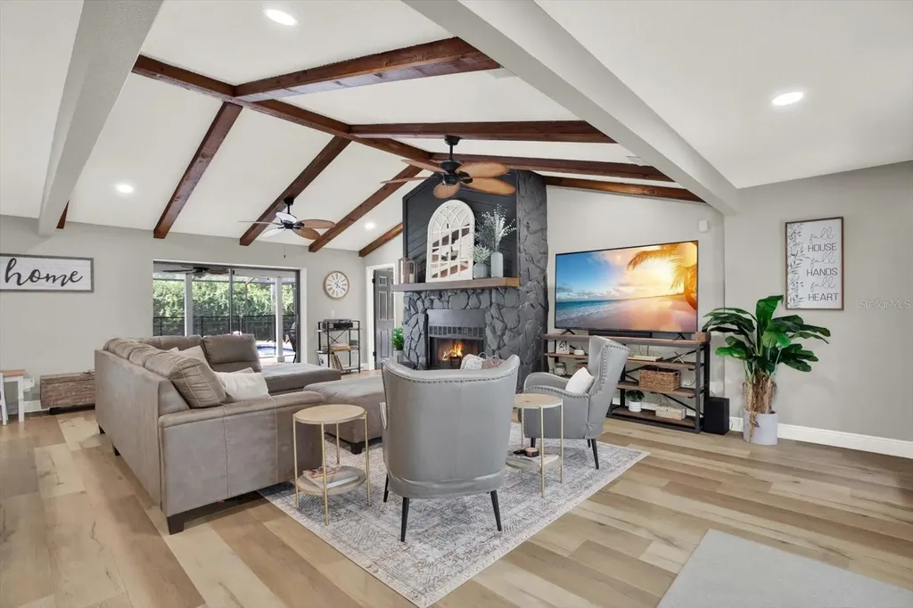 1118 Bramblewood Drive Safety Harbor FL 34695