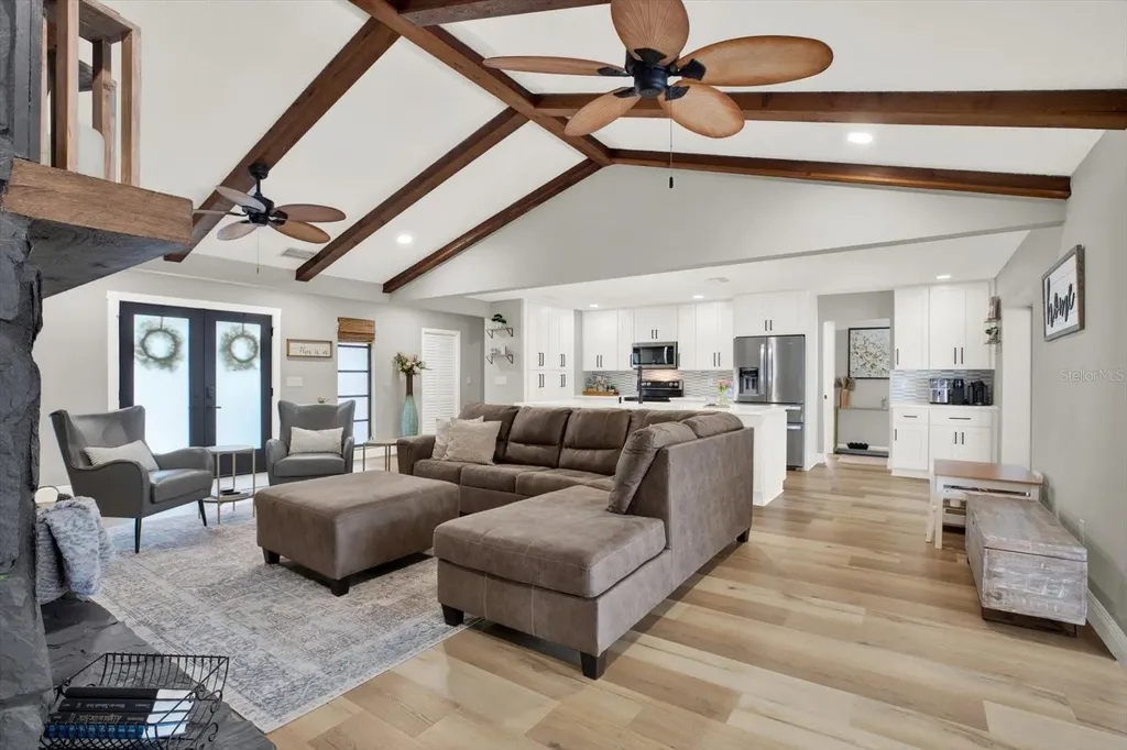 1118 Bramblewood Drive Safety Harbor FL 34695