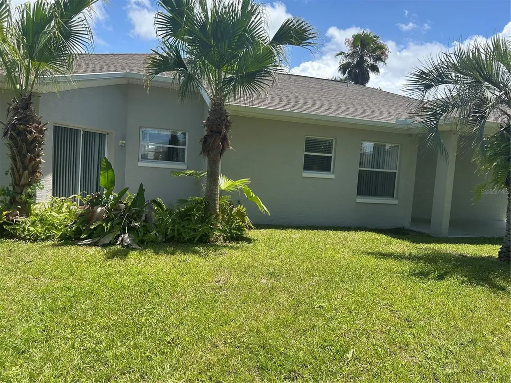 20 Woodfield Drive Palm Coast FL 32164