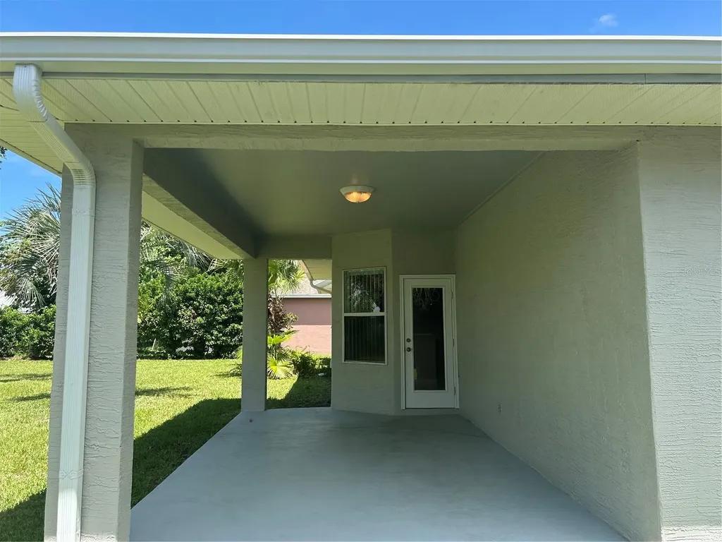 20 Woodfield Drive Palm Coast FL 32164