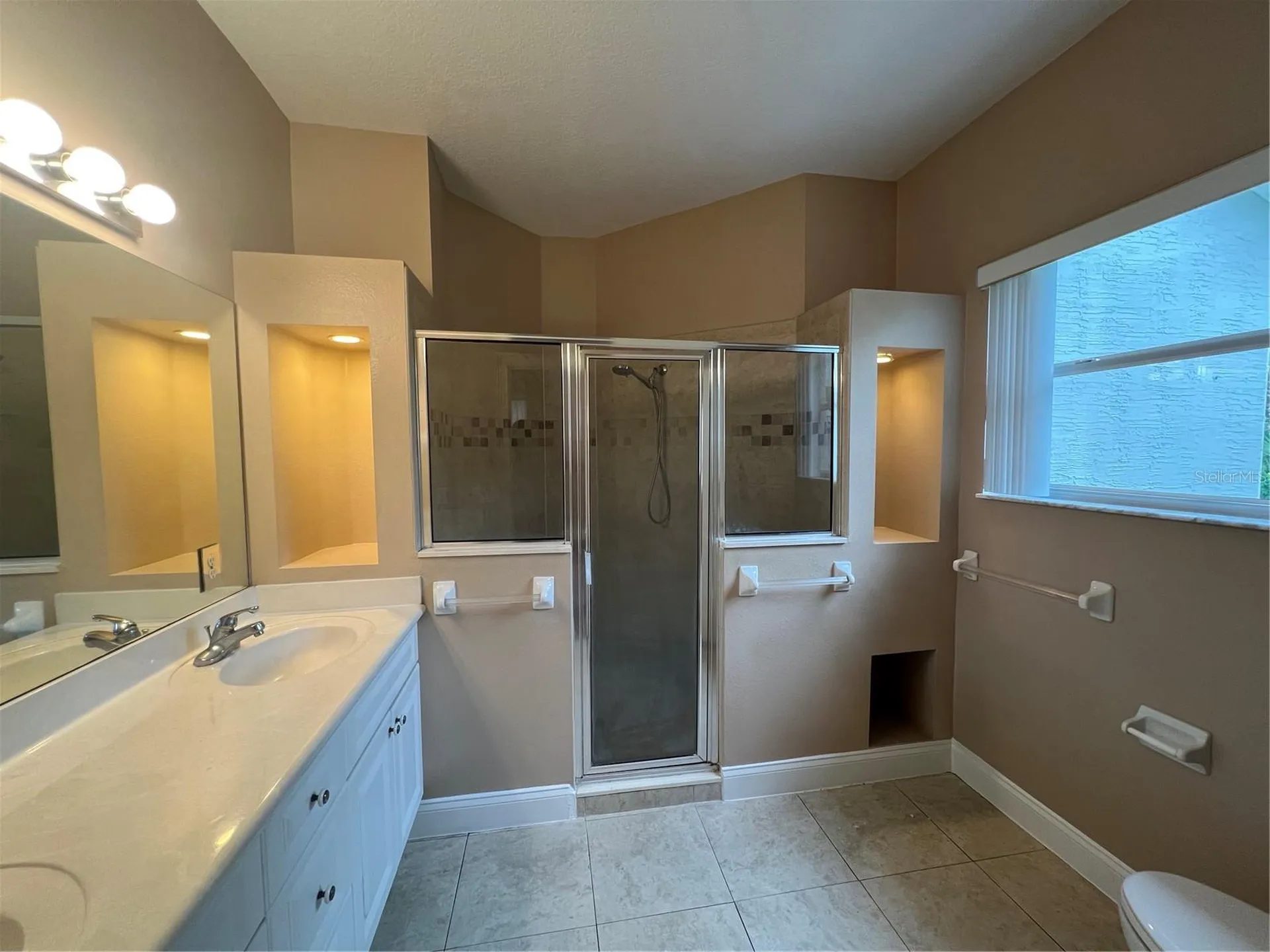 20 Woodfield Drive Palm Coast FL 32164