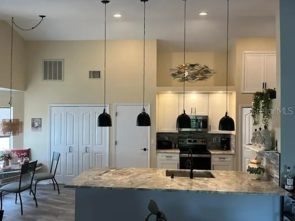 4716 61st Avenue Terrace W Bradenton FL 34210