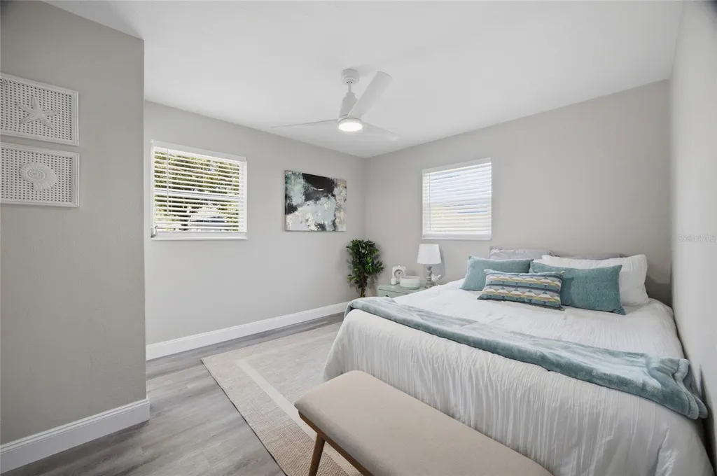 923 N Palm Drive SW Largo FL 33770