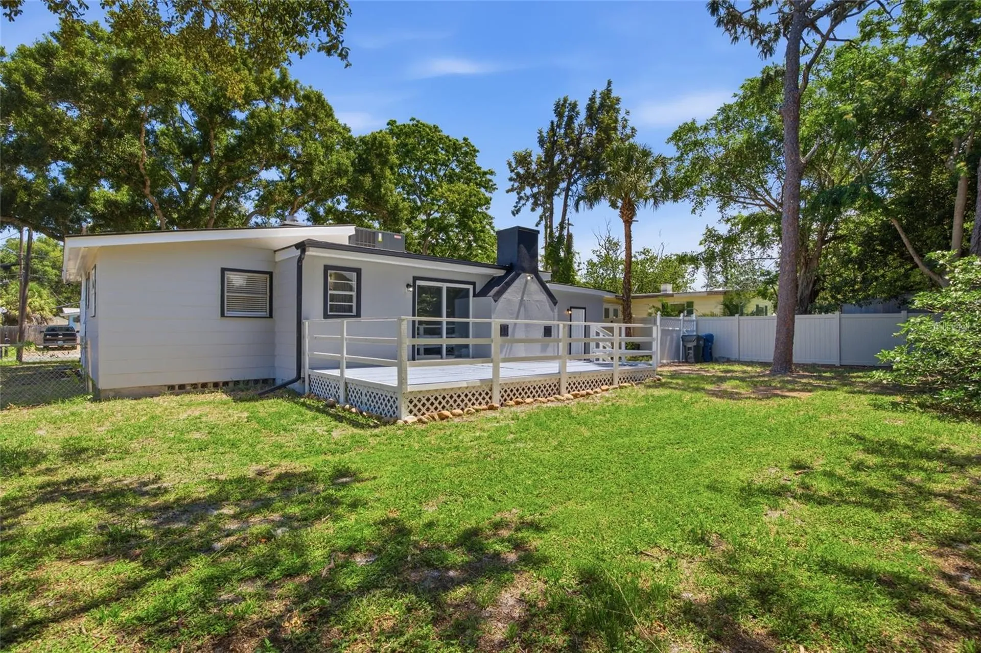 923 N Palm Drive SW Largo FL 33770