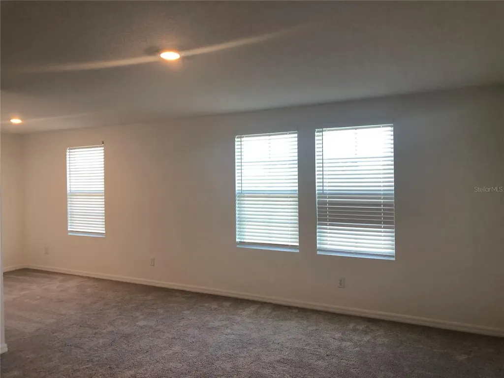 1622 Sanibel Drive Davenport FL 33896