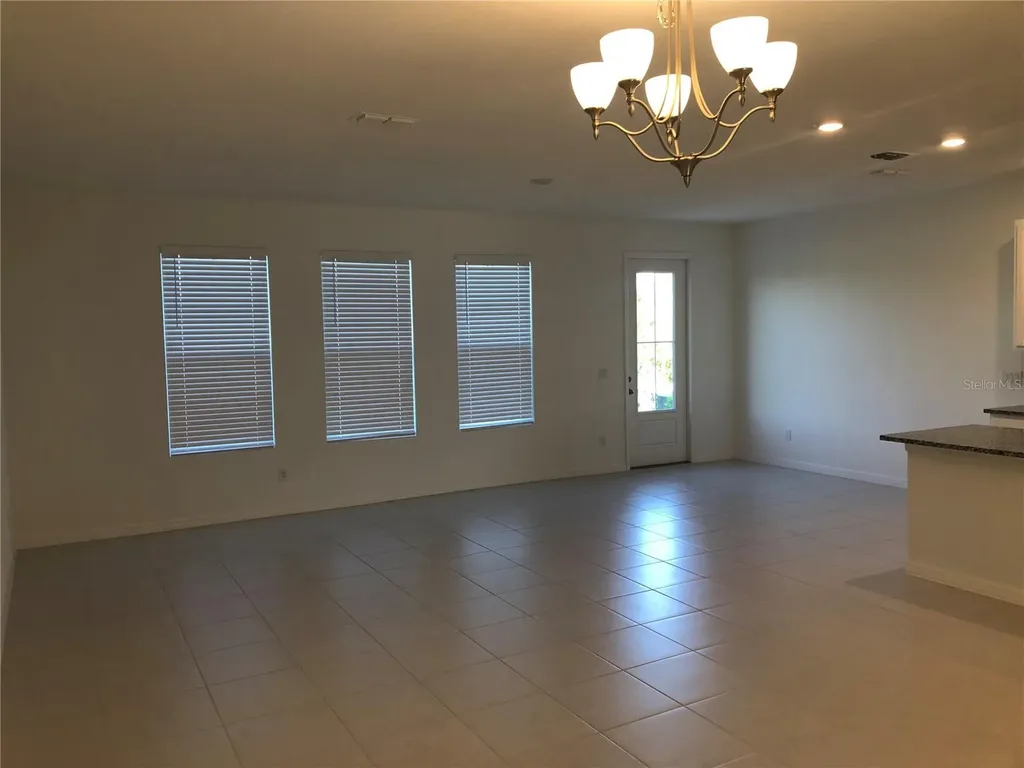 1622 Sanibel Drive Davenport FL 33896