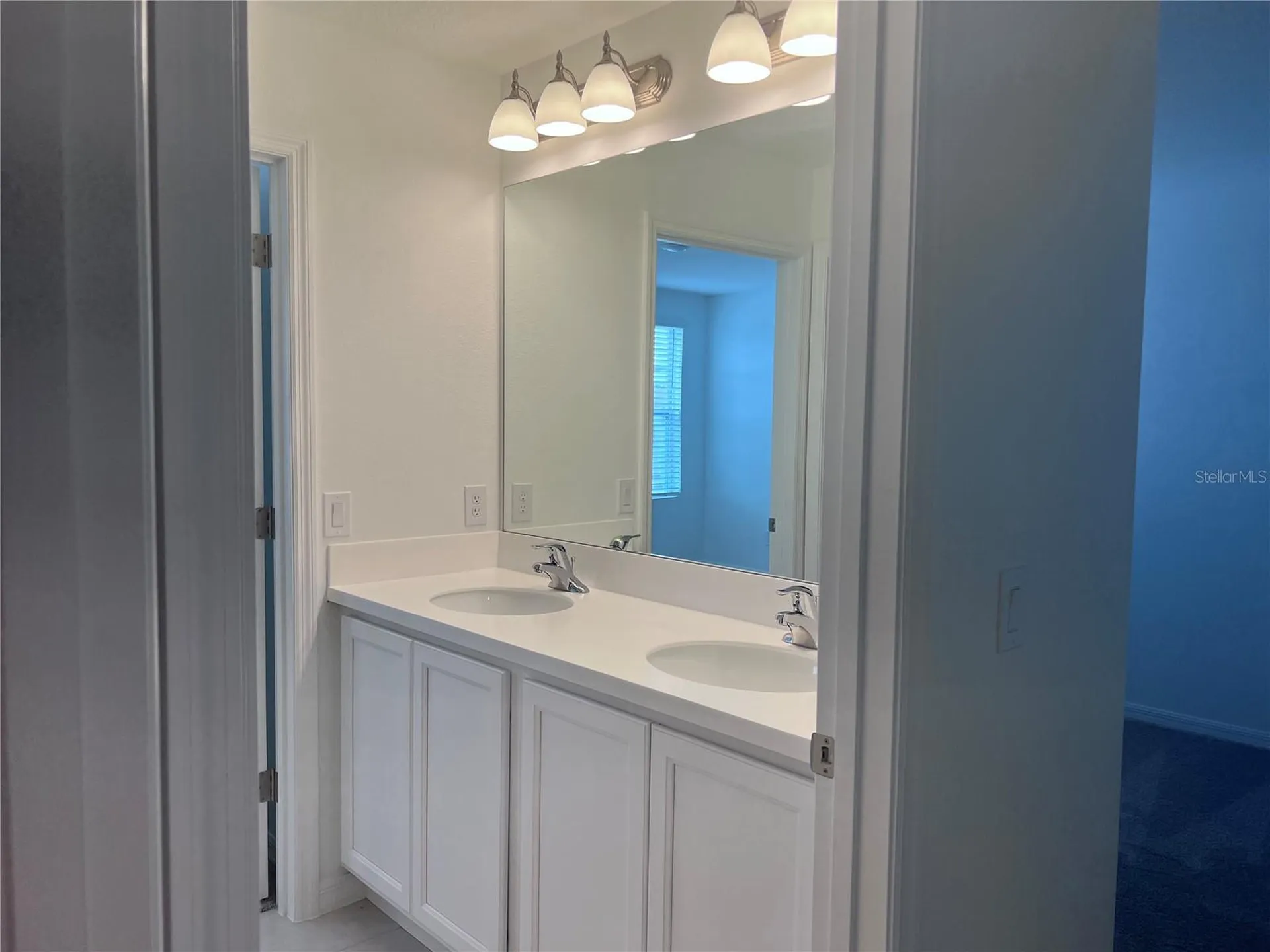 1622 Sanibel Drive Davenport FL 33896