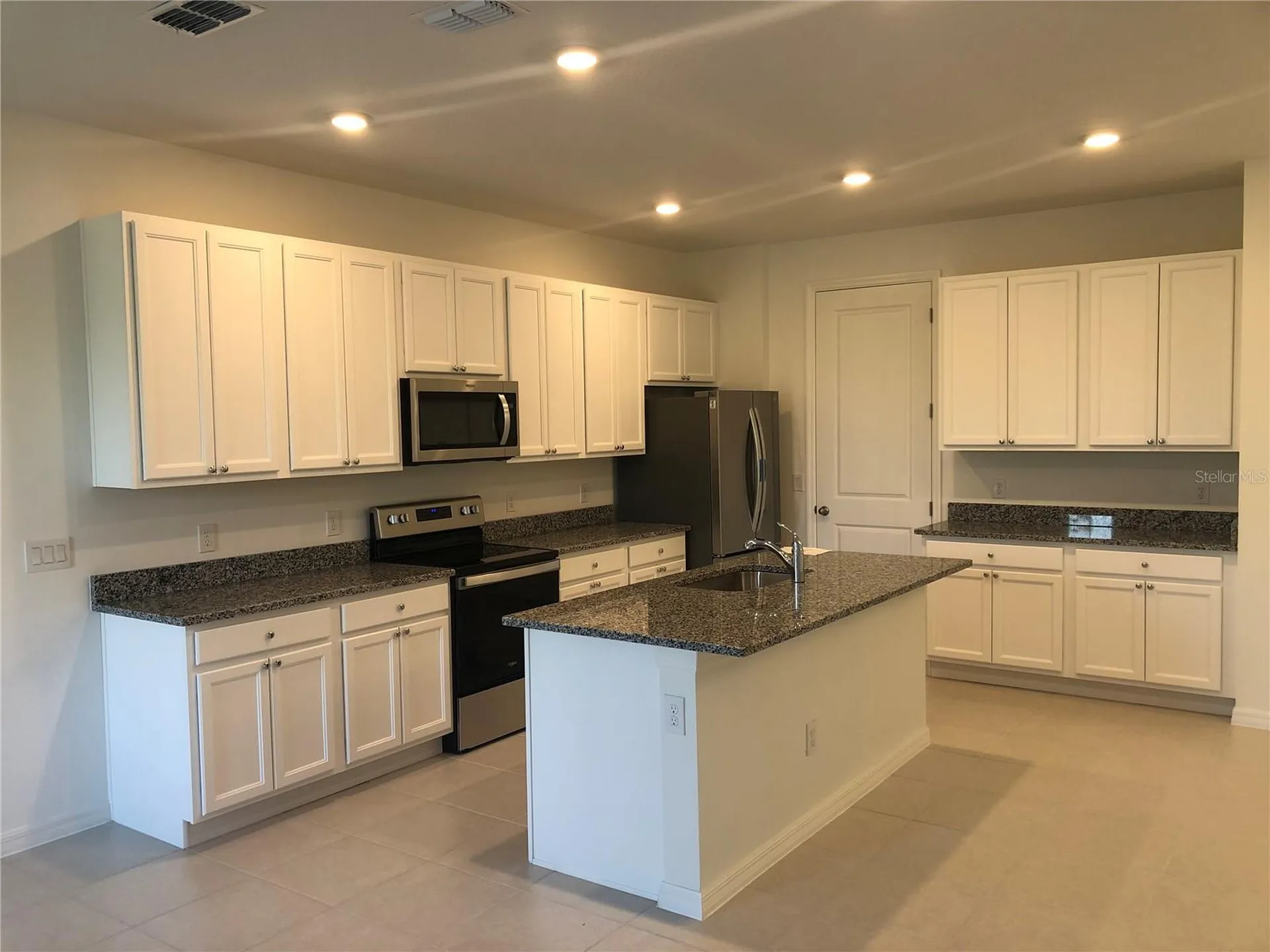1622 Sanibel Drive Davenport FL 33896