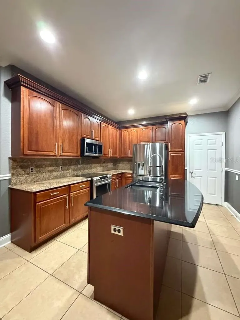 1105 Toluke Point Orlando FL 32828