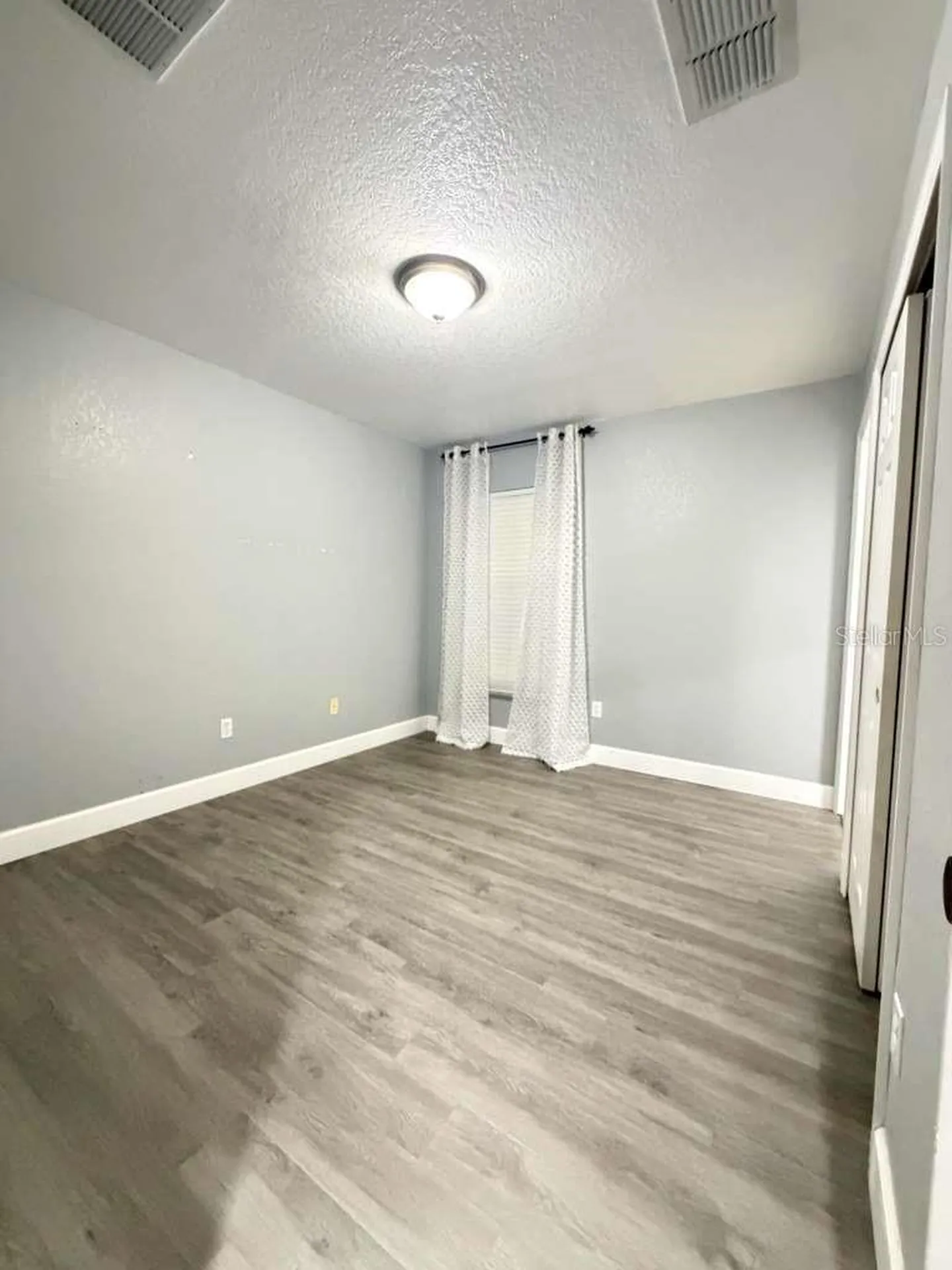 1105 Toluke Point Orlando FL 32828