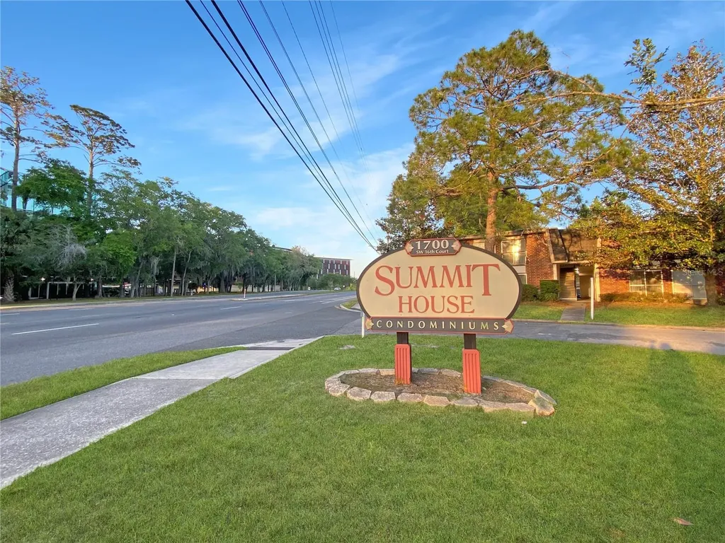 1700 SW 16th Court Gainesville FL 32608