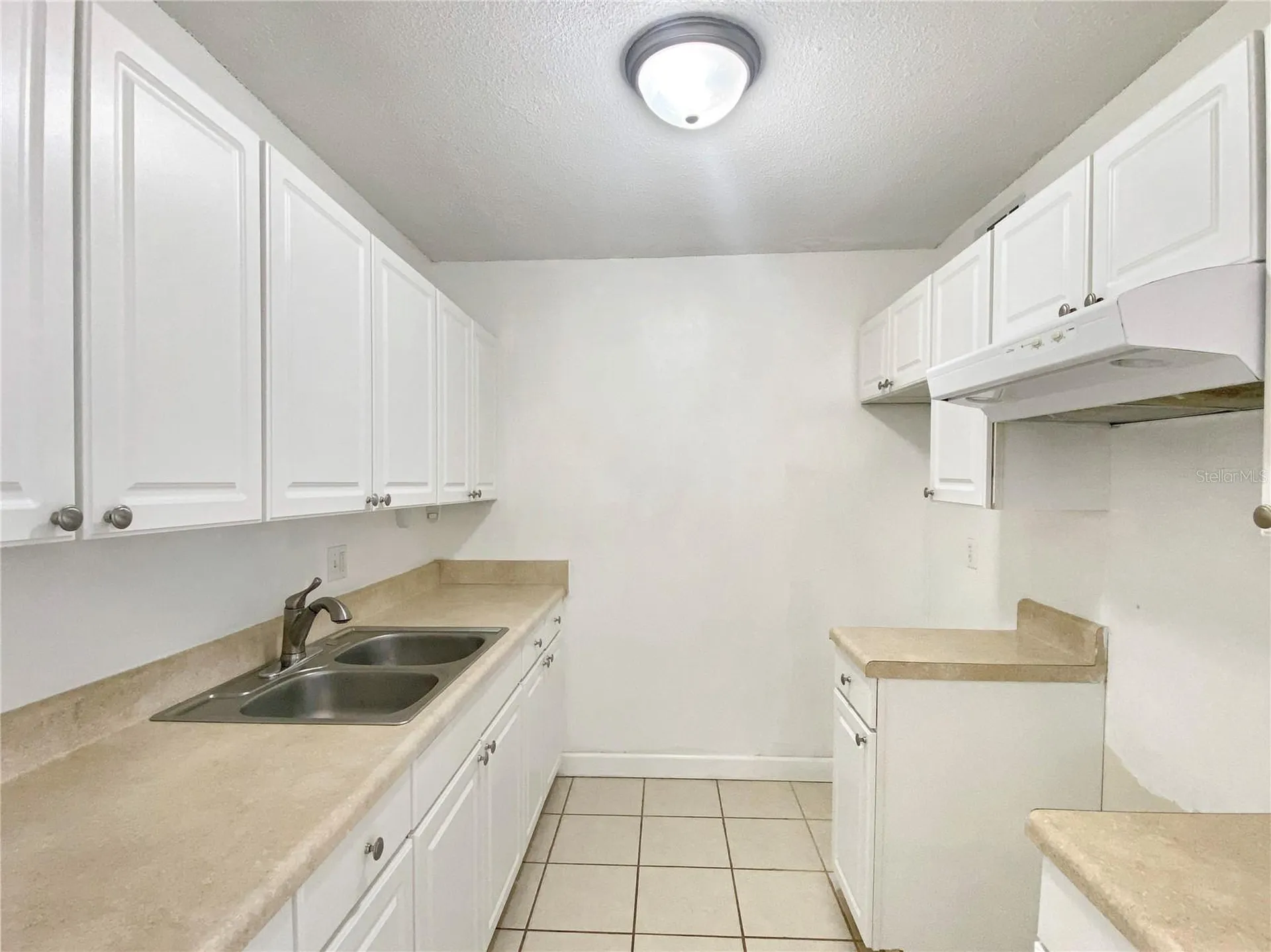 1700 SW 16th Court Gainesville FL 32608