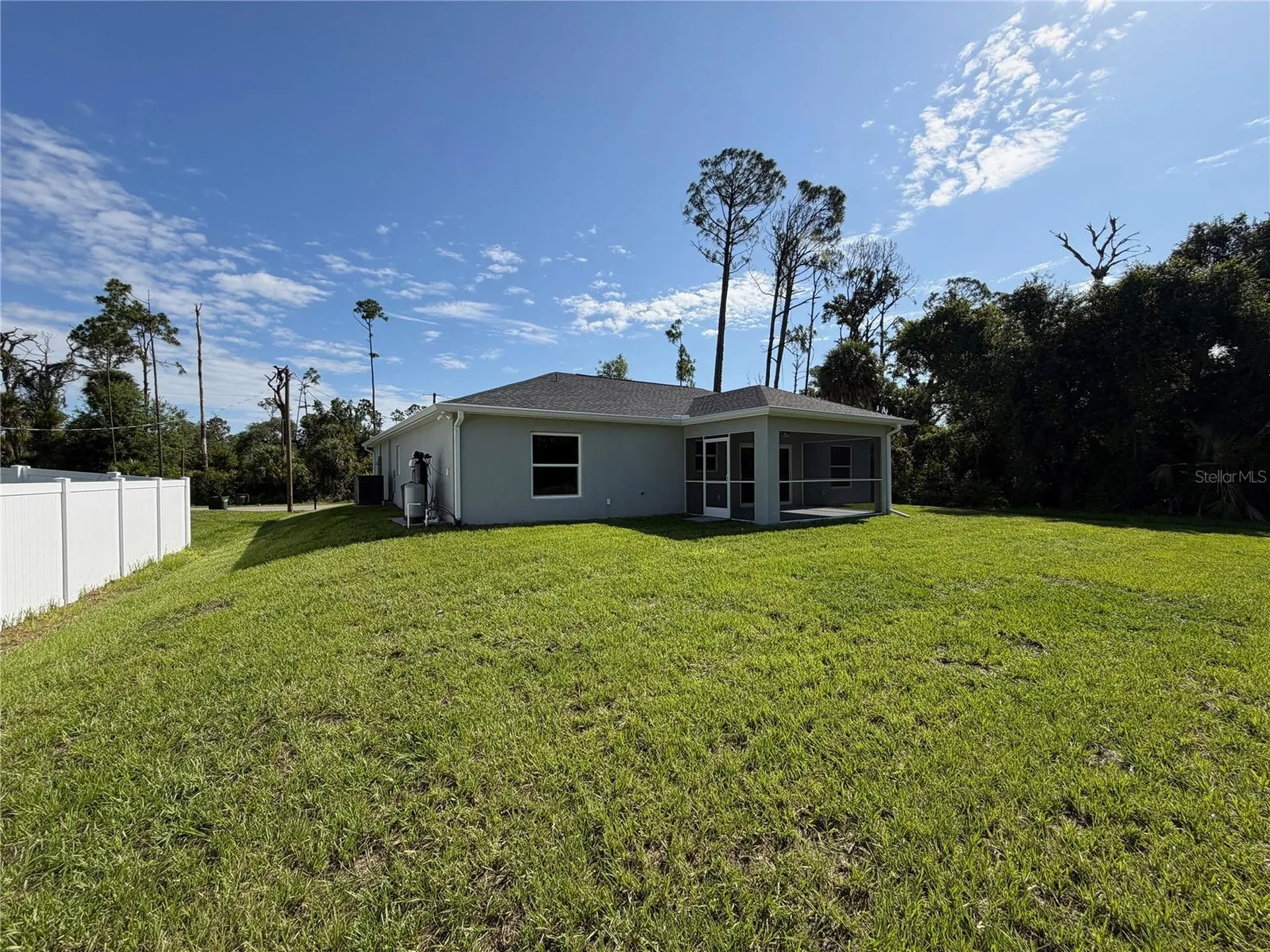 2587 Nowatney Avenue North Port FL 34286