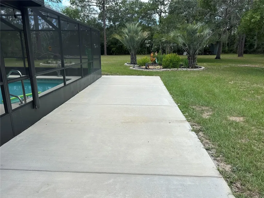 2222 S Bolton Avenue Homosassa FL 34448
