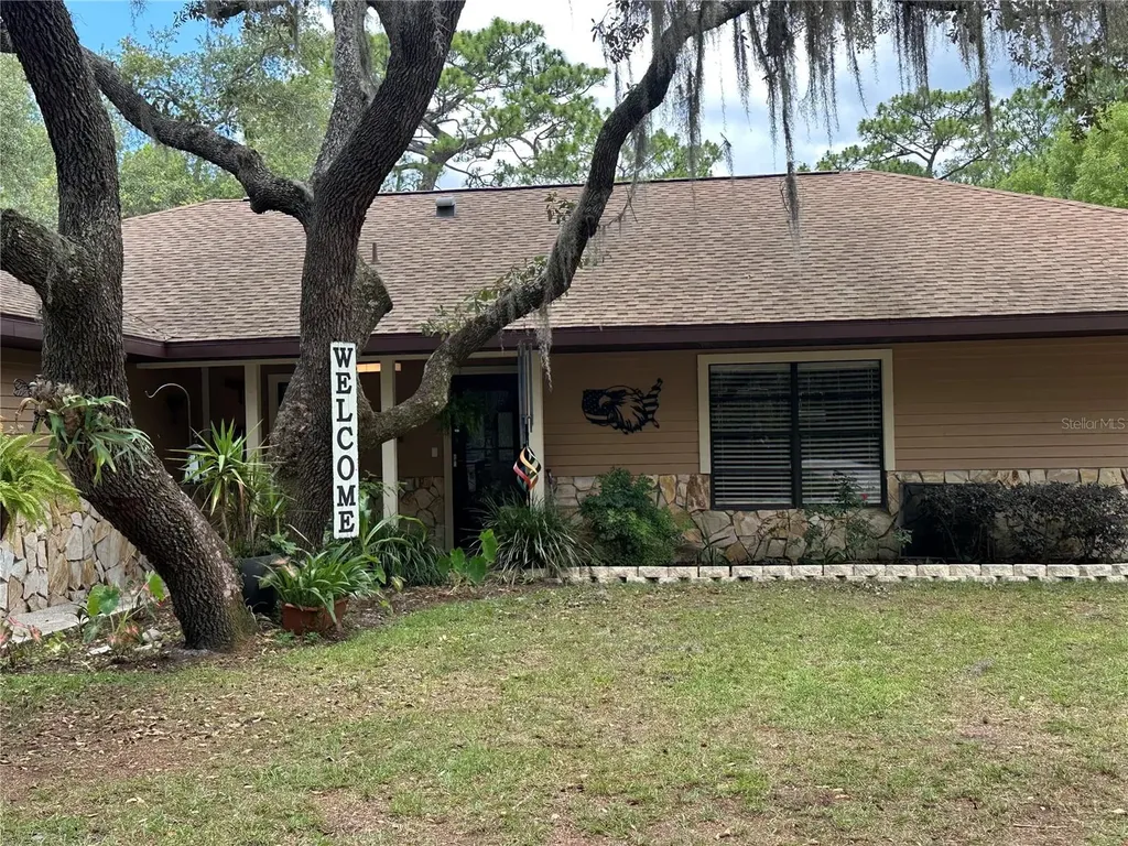 2222 S Bolton Avenue Homosassa FL 34448